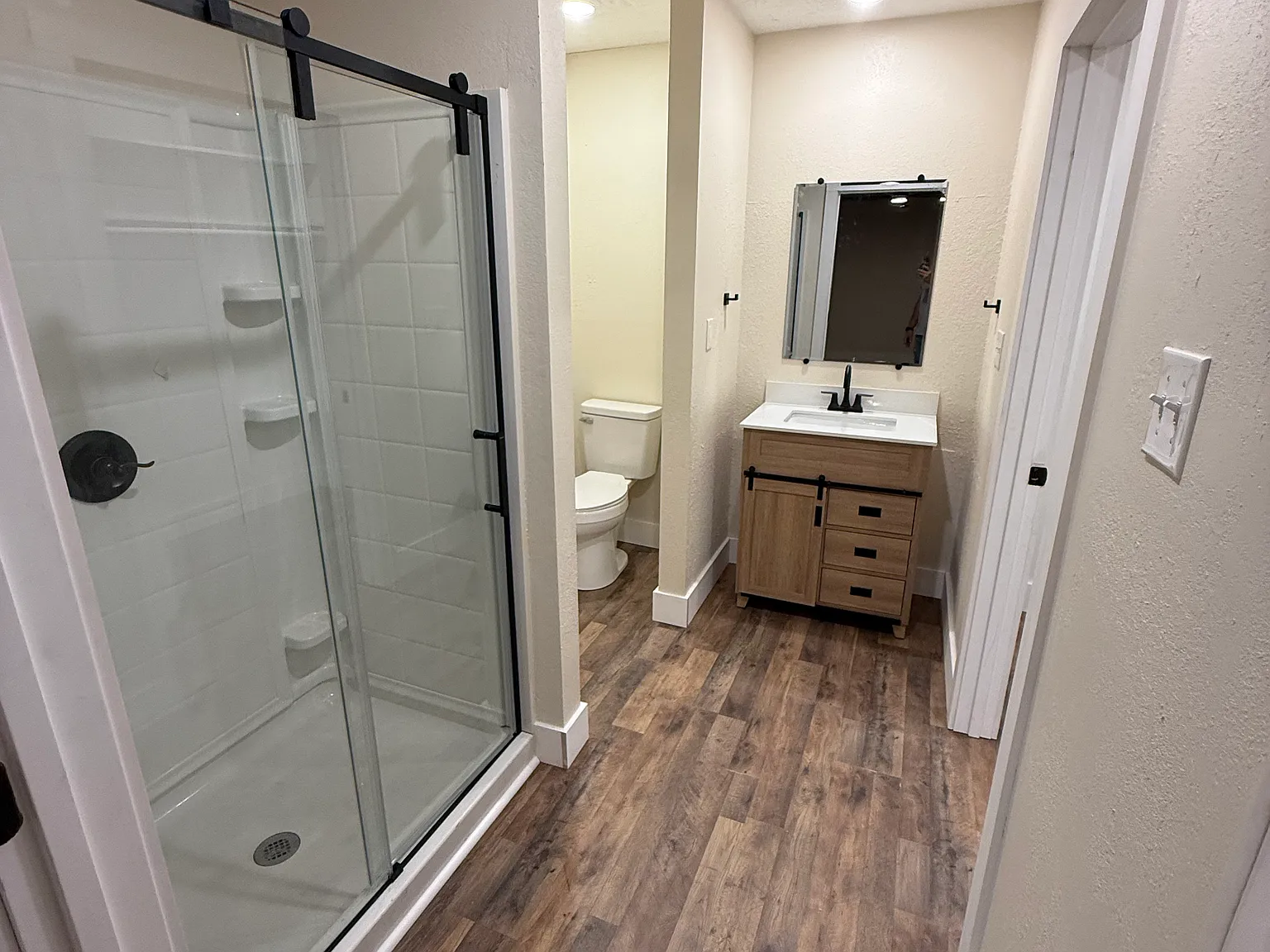 4 bed, 2432 sqft, $1,950 — Photo 3