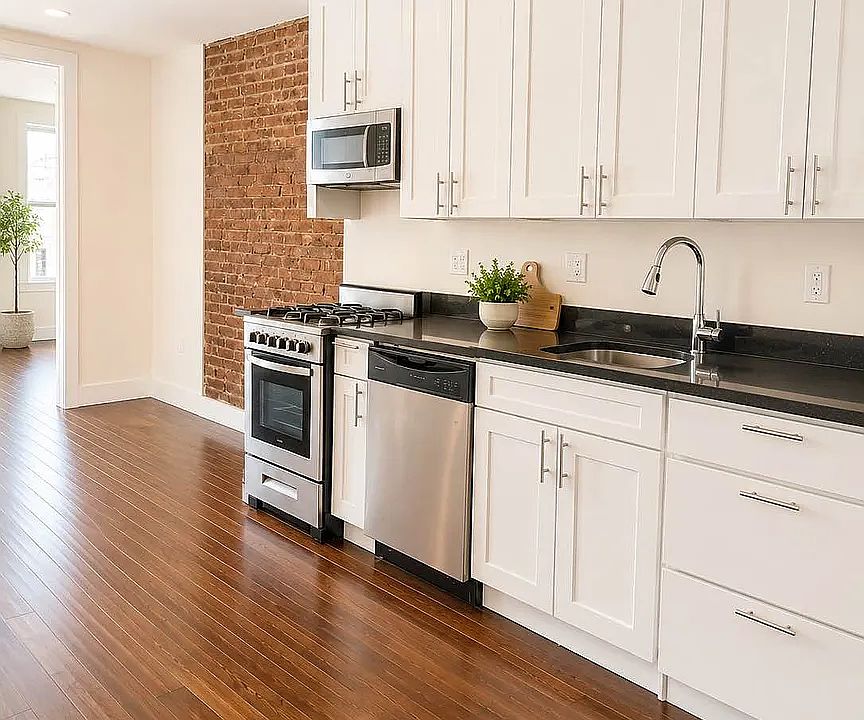 1st image of 720 W 181st St APT 45