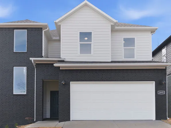 1835 E Fiji St, Fayetteville, AR