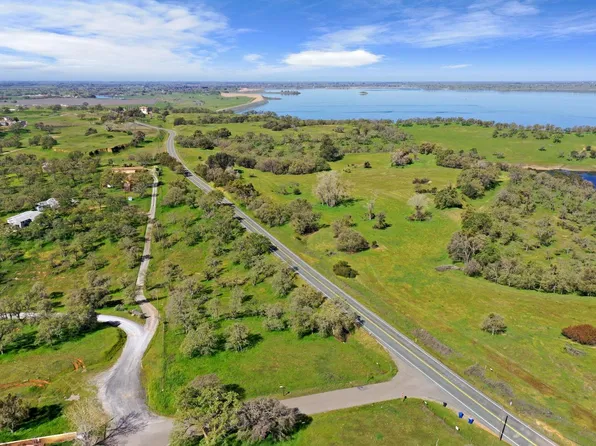 251 Dancie Dr, Wallace, CA 95254