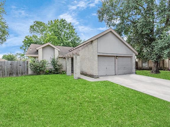 3rd image of 1407 Live Oak Ct