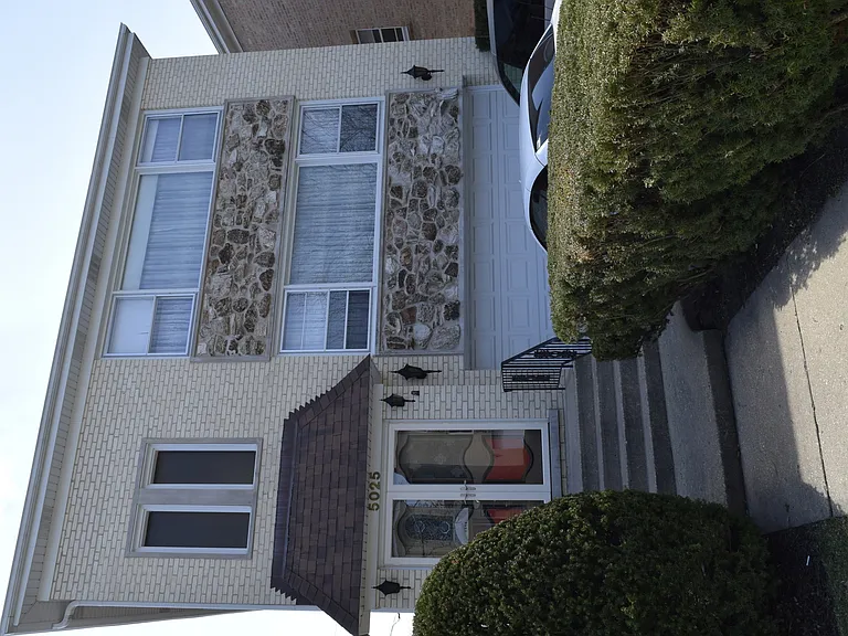 5025 Carol St #2 — Photo 18