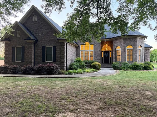 103 Water Oak Ln, Stanfield, NC 28163