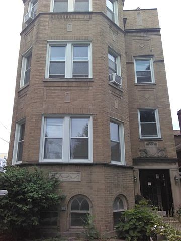 1st image of 2215 W Carmen Ave