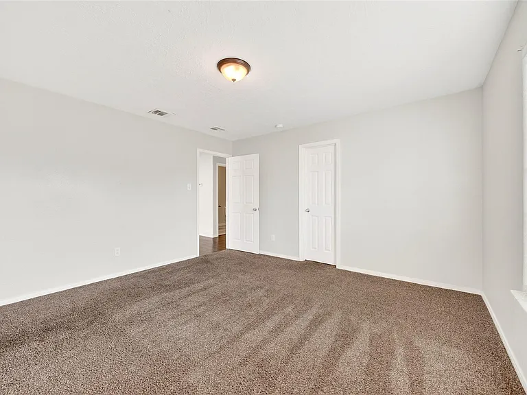 19014 Prairie Bluff Dr — Photo 31