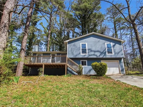 3292 Mixon Way, Stone Mountain, GA 30087