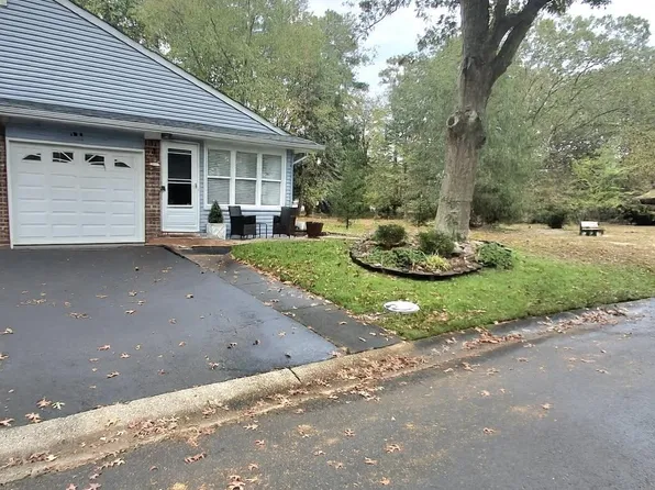 27 Crocus Lane #B, Whiting, NJ 08759