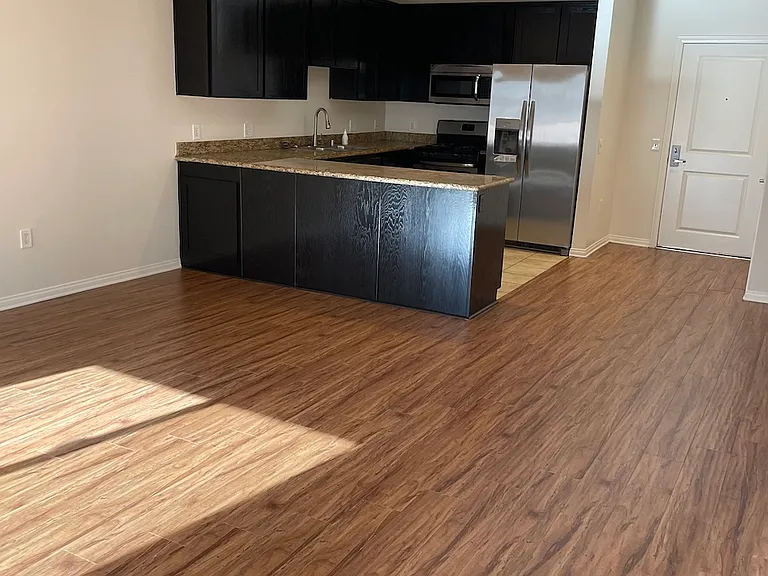 5827 Carlton Way #203 — Photo 6