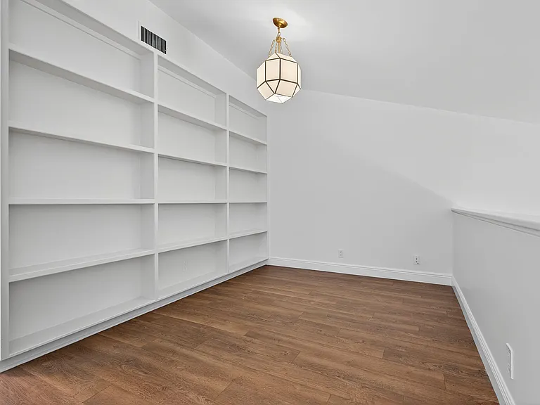 11352 Briarwood Pl — Photo 11