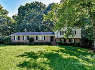 1231 Reverdy Ln, Matthews, NC 28105