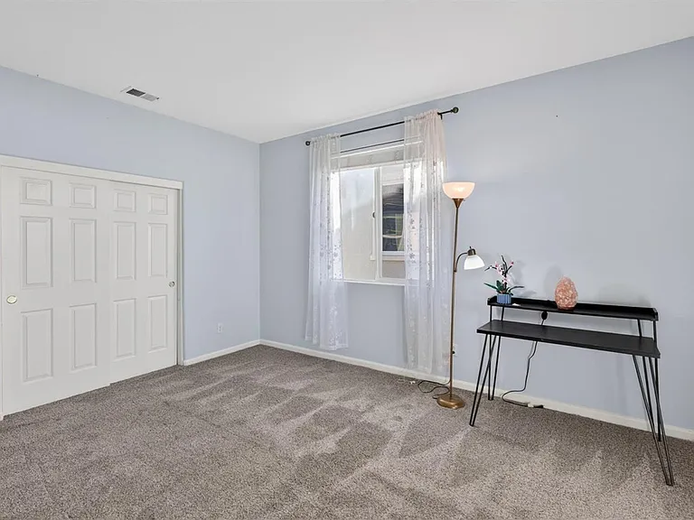 9362 Lost Springs Ct — Photo 26
