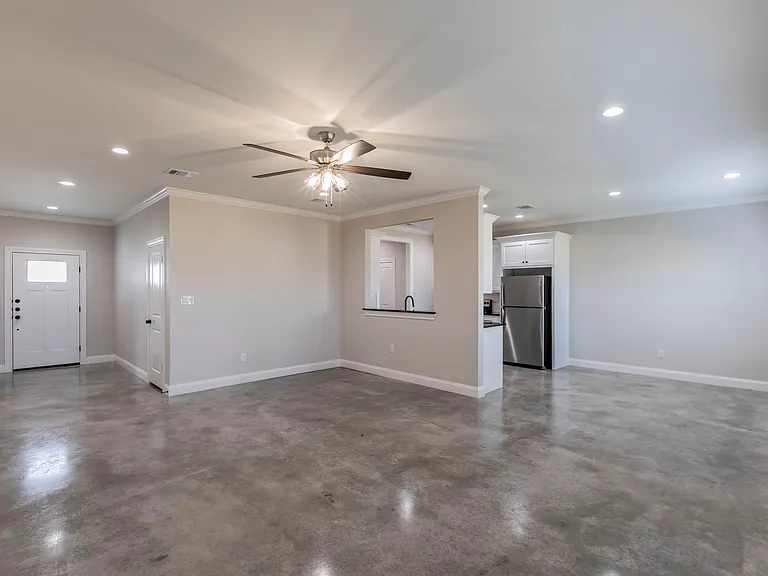 706 Grist Mill Ct #700 — Photo 4