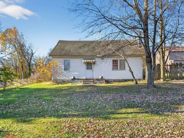2155 Greenville Rd, Hopkinsville, KY 42240