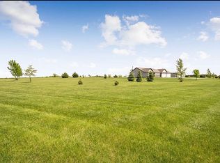 29236 Woodland Hills Dr, Dallas Center, IA 50063