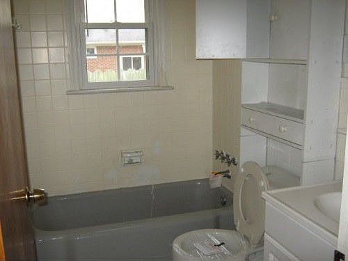 5th image of 837 Townsend Ct