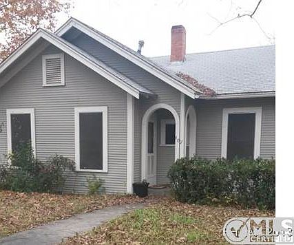 1st image of 107 W Avenue B