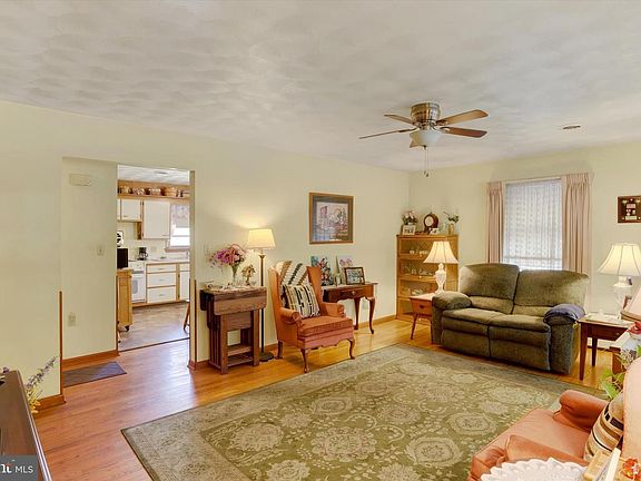 5th image of 74 Palmyra Rd