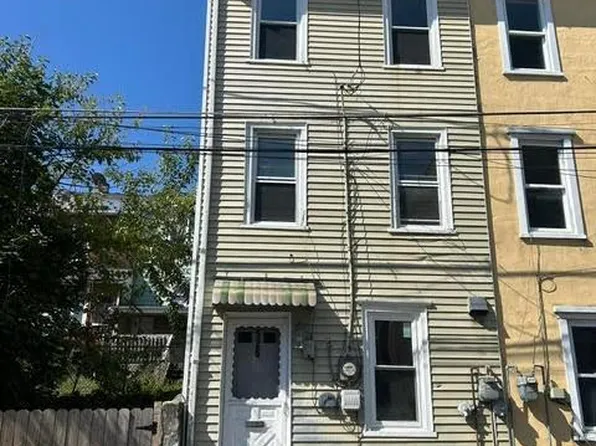 526 N Jute St, Allentown, PA 18102