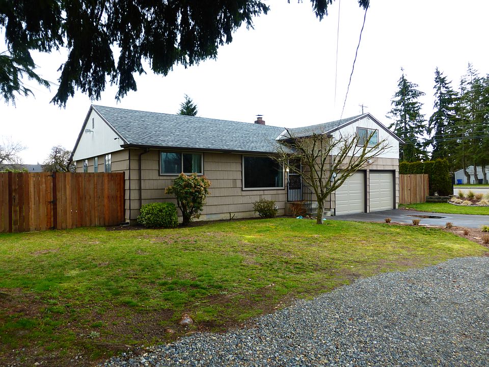 1st image of 11123 40th Ave E