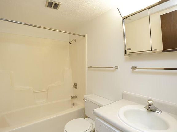 4th image of 1301 S Old 63 APT 809