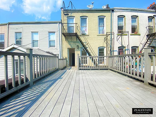 Rented by ZealEstate Group Inc | media 39