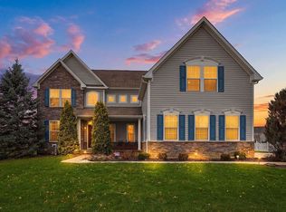 8060 Megan Meadow Dr, Hudson, OH 44236