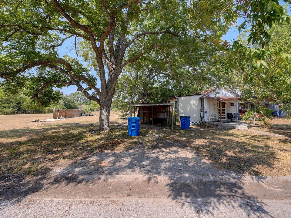 1st image of 1317 Hondo St