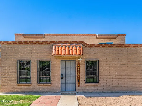 1949 N Camino Serna Unit A, Tucson, AZ 85715