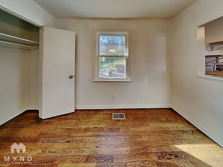1317 Davidson St — Photo 5