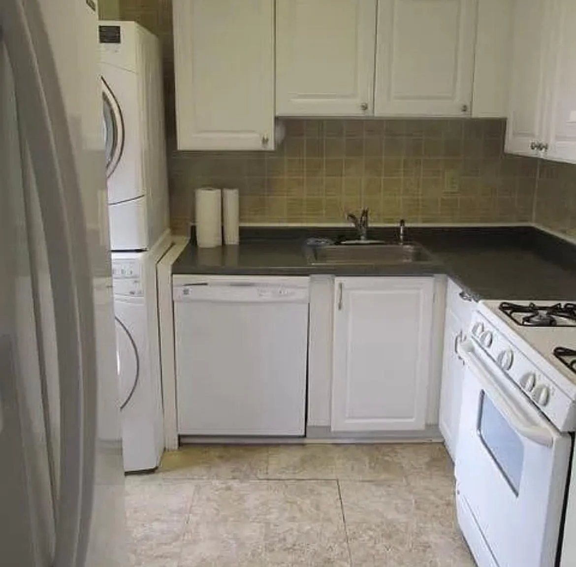1 bed, 697 sqft, $1,626 — Photo 4
