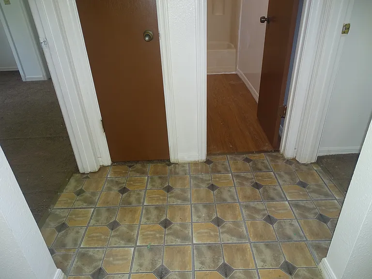 123 SE Bracken Way #102 — Photo 10