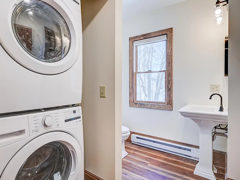 77 Portland St #2 — Photo 12