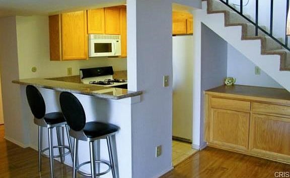 4th image of 5325 Newcastle Ave Unit 329