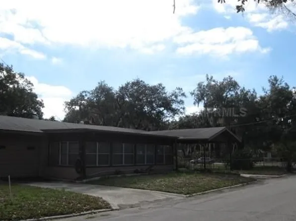 401 Florida Dr, Auburndale, FL 33823