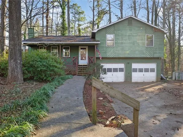 218 Quail Hollow Dr, Dallas, GA 30157