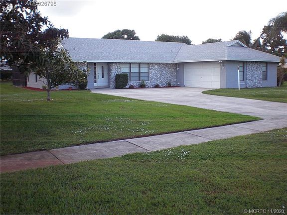 2nd image of 2492 SE Gowin Dr
