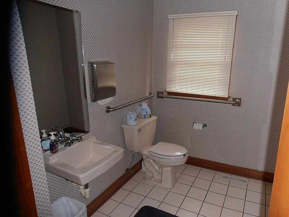 5th image of 4560 S Ironwood Dr
