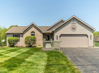 33962 Winona Rd, Salem, OH 44460