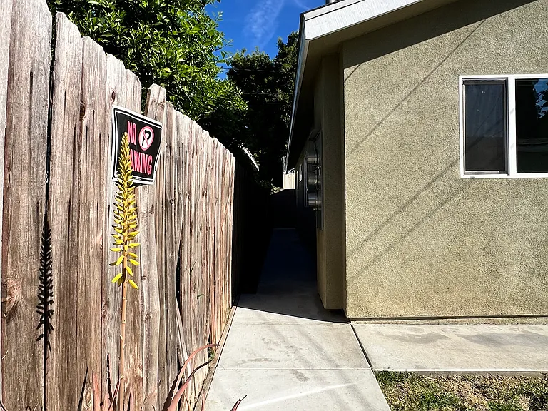 6827 San Luis St #1/2 — Photo 27