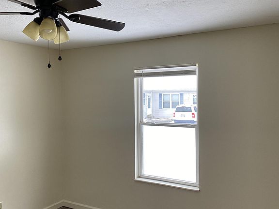 3rd image of 2789 Cattail Rd