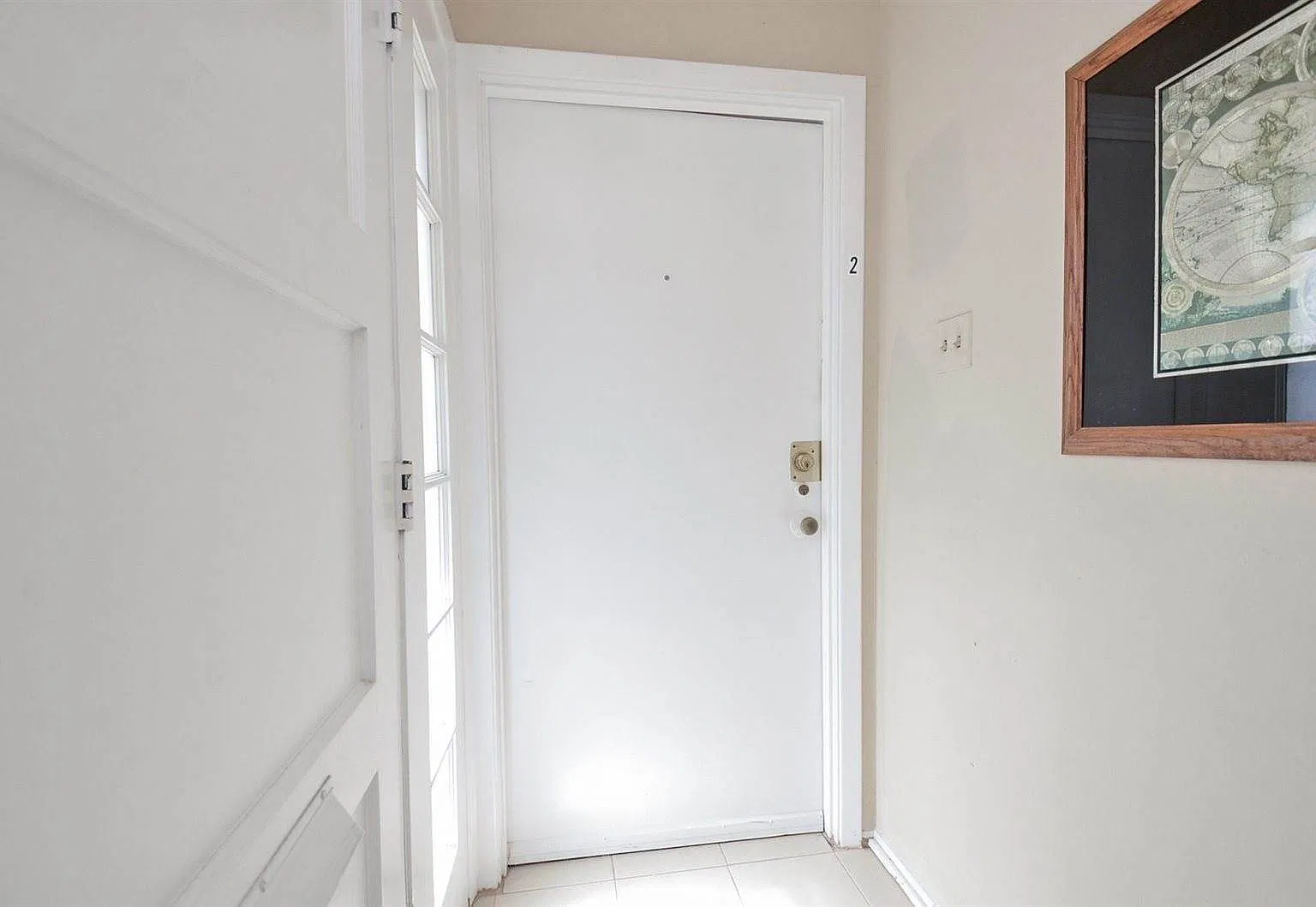 2 bed, 1229 sqft, $1,600 — Photo 2