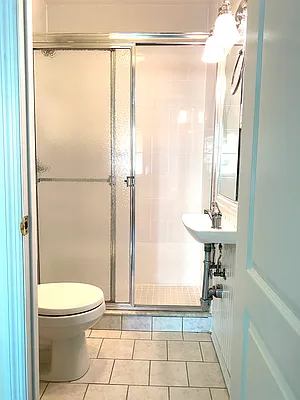 Rented by Compass | media 24