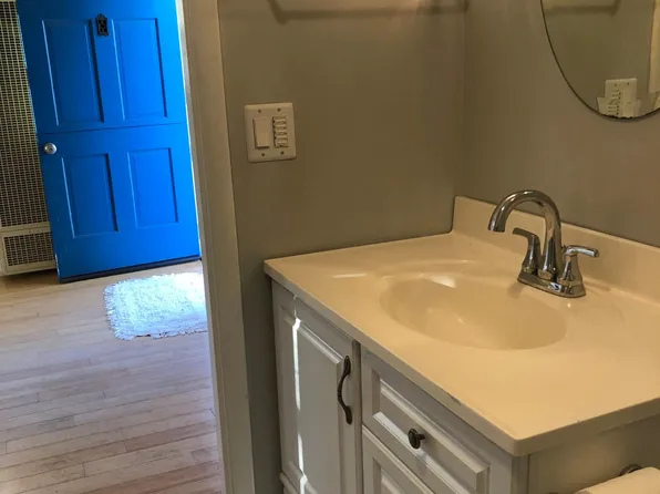 879 W 22nd St, San Pedro, CA 90731