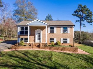 2548 Devon Dr, Dallas, NC 28034