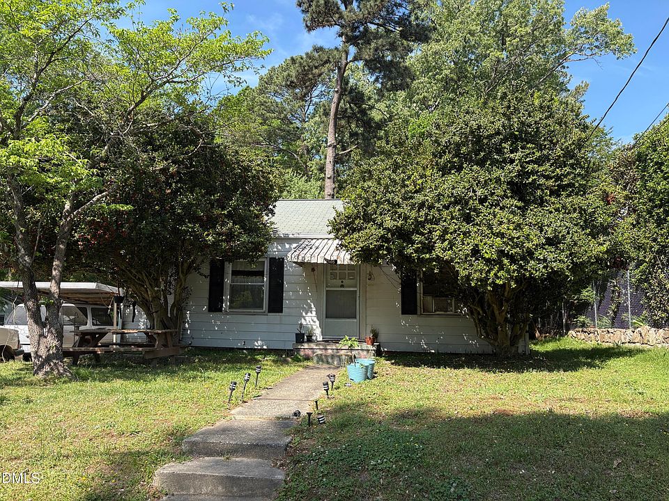1st image of 2505 Thorne St