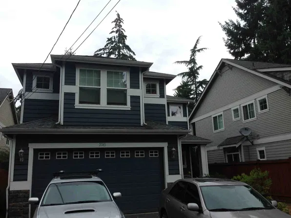 2743 NE 103rd St APT B, Seattle, WA 98125
