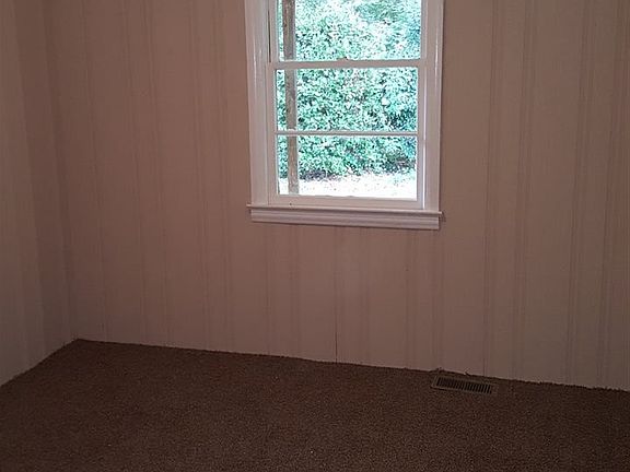 5th image of 548 Caulder Ave