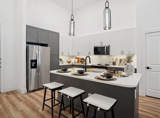 505 W 8th St #N1402, Dallas, TX 75208