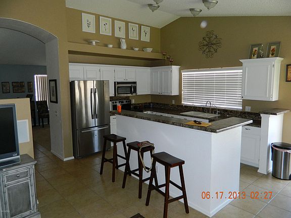 4th image of 3201 W Rose Garden Ln