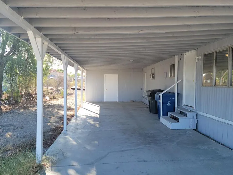 1645 Palma Cir W — Photo 13